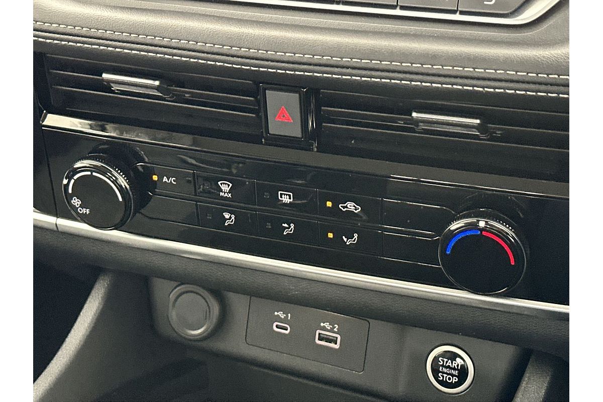 2024 Nissan X-TRAIL ST T33