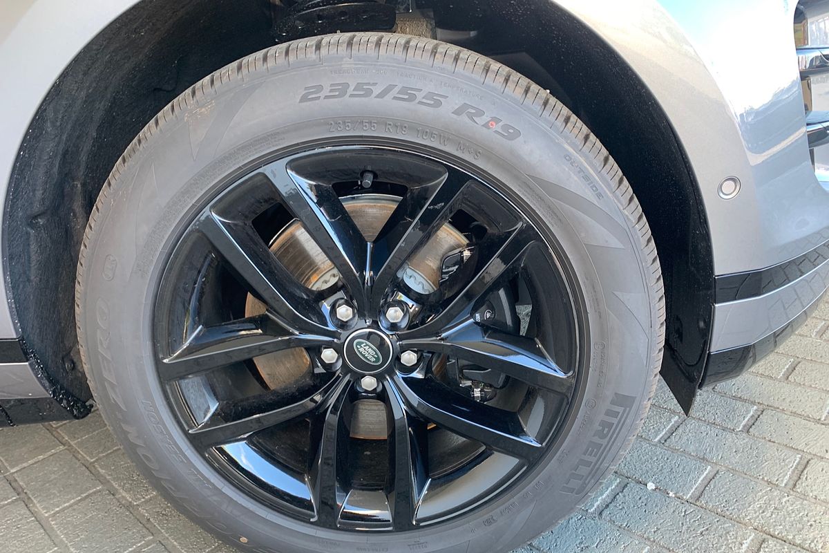 2025 Land Rover Range Rover Evoque P250 Dynamic SE L551