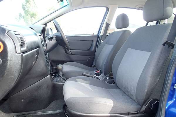 2005 Holden Astra Classic Equipe TS