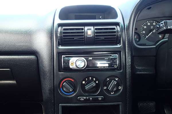 2005 Holden Astra Classic Equipe TS