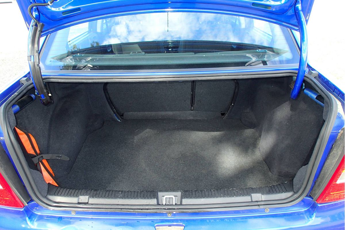 2005 Holden Astra Classic Equipe TS
