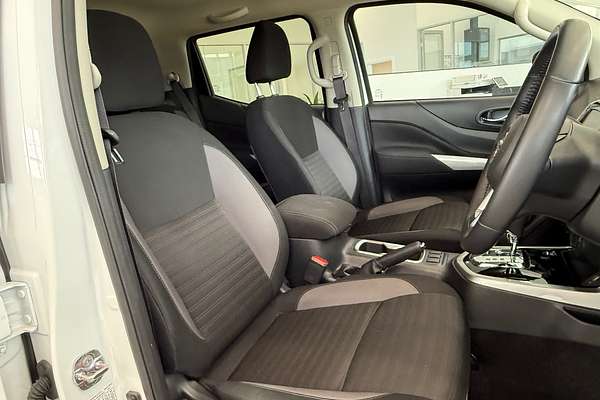 2023 Nissan Navara ST-X D23 4X4