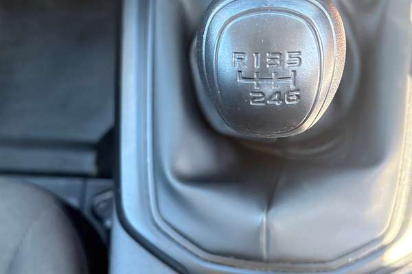 2023 Isuzu D-MAX SX (4x2) High-Ride MY24 4x2