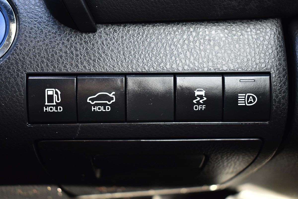 2023 Toyota Camry Ascent AXVH70R