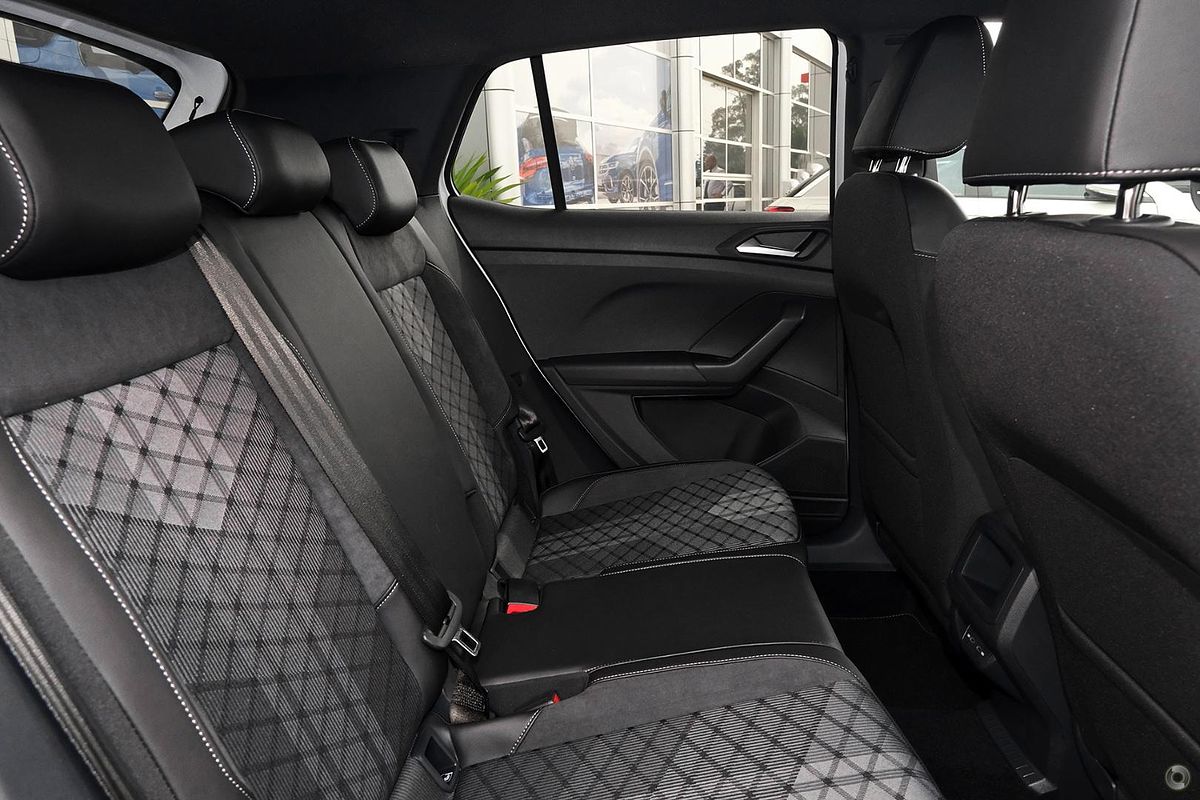 2024 Volkswagen T-Cross 85TSI R-Line D31