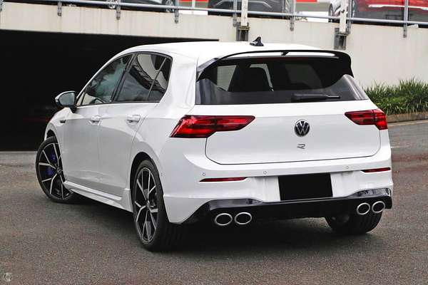 2024 Volkswagen Golf R 8