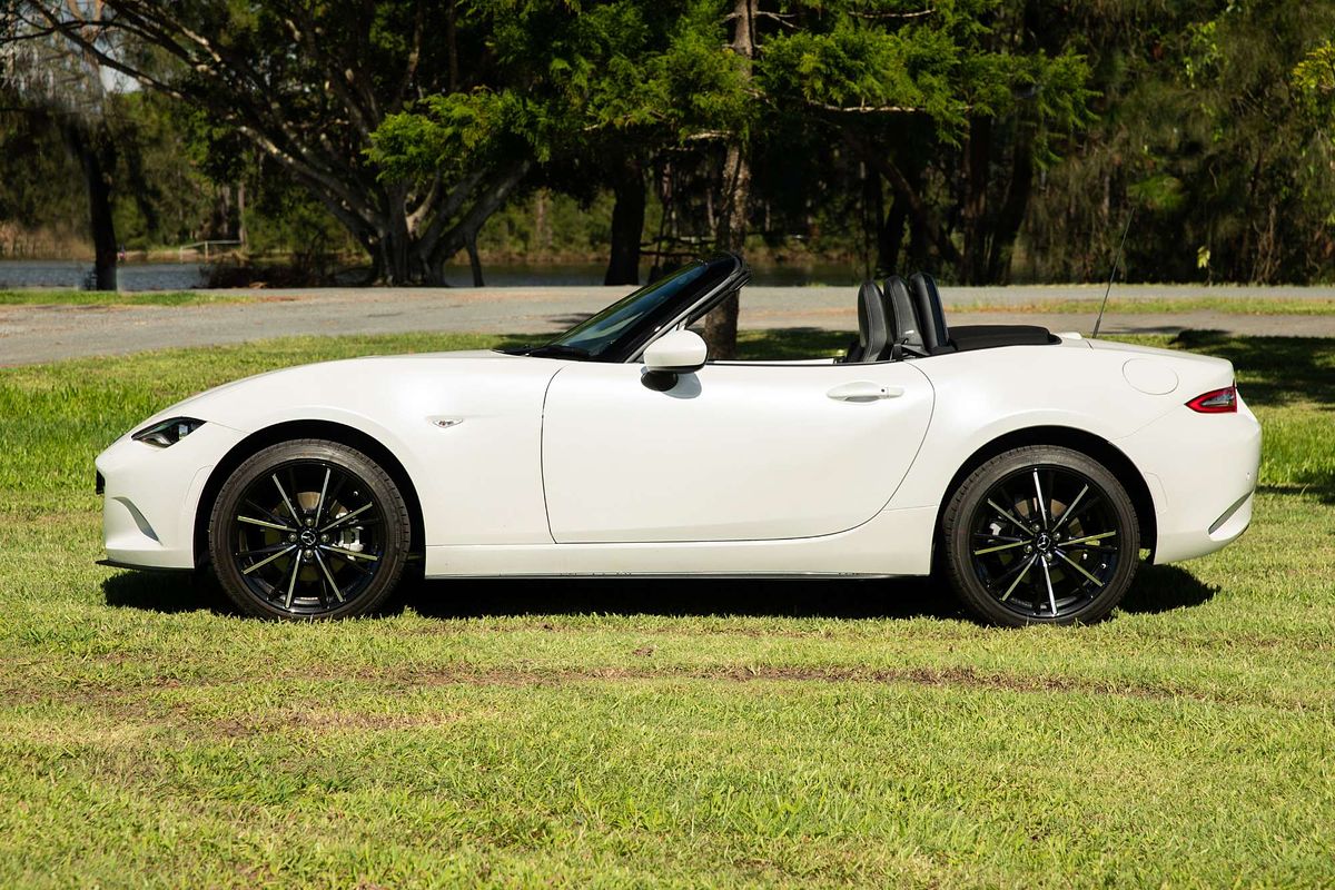 2024 Mazda MX-5 G20 GT ND
