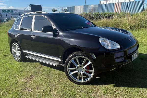 2004 Porsche Cayenne S