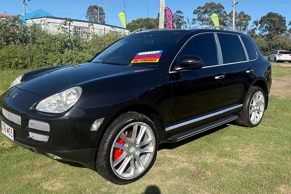2004 Porsche Cayenne S