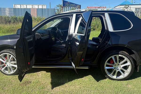 2004 Porsche Cayenne S