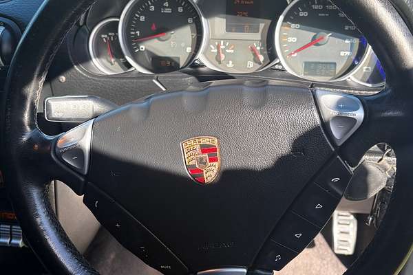 2004 Porsche Cayenne S