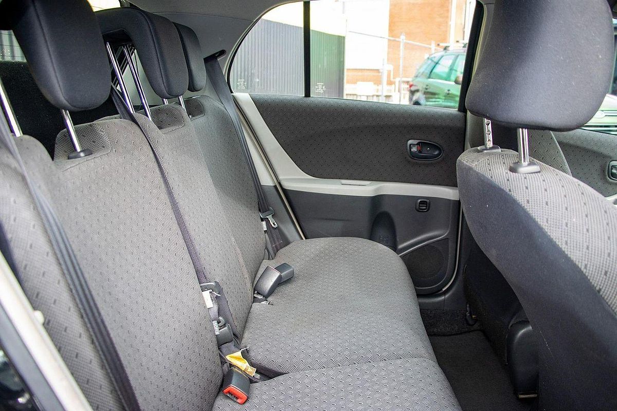 2011 Toyota Yaris YR NCP90R