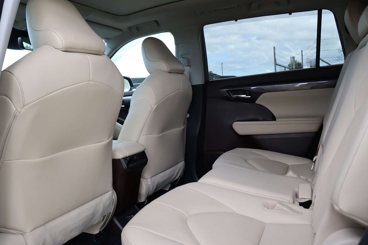 2021 Toyota Kluger Grande AXUH78R
