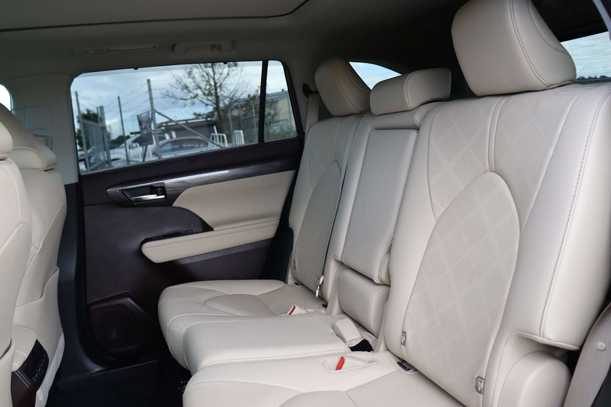 2021 Toyota Kluger Grande AXUH78R
