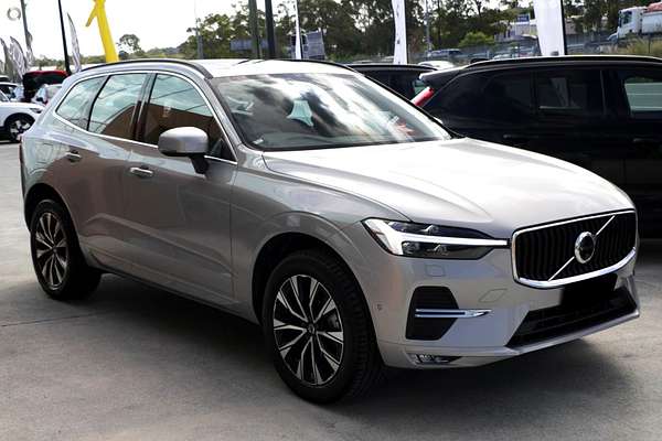 2024 Volvo XC60 Plus B5