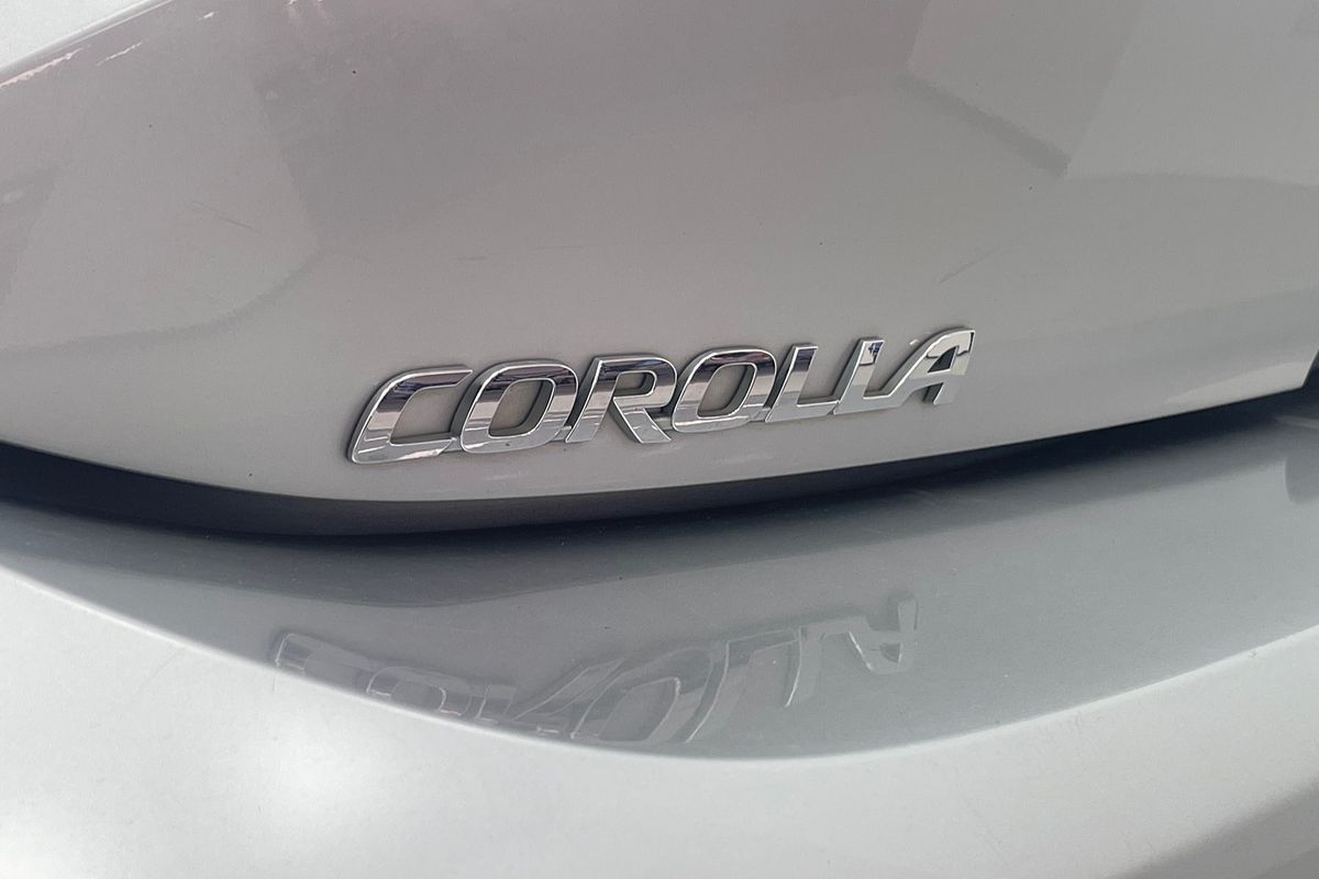 2022 Toyota Corolla Ascent Sport Hybrid ZWE211R