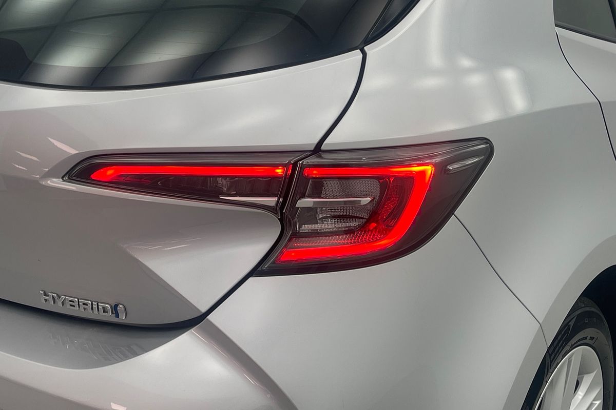 2022 Toyota Corolla Ascent Sport Hybrid ZWE211R
