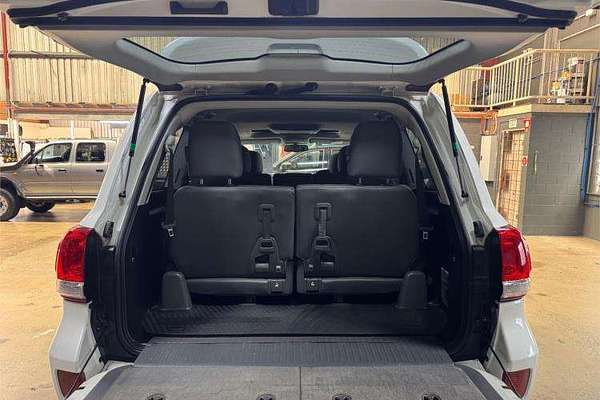 2010 Toyota Landcruiser Sahara VDJ200R