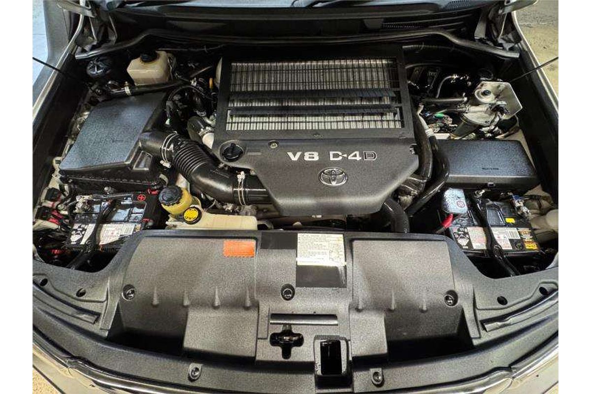 2010 Toyota Landcruiser Sahara VDJ200R
