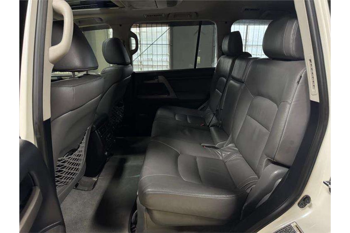 2010 Toyota Landcruiser Sahara VDJ200R
