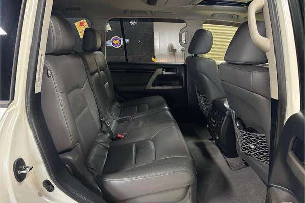 2010 Toyota Landcruiser Sahara VDJ200R