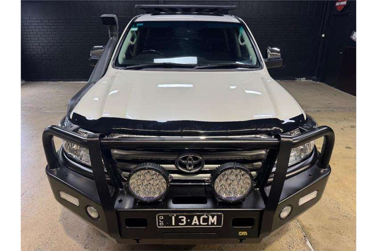 2010 Toyota Landcruiser Sahara VDJ200R