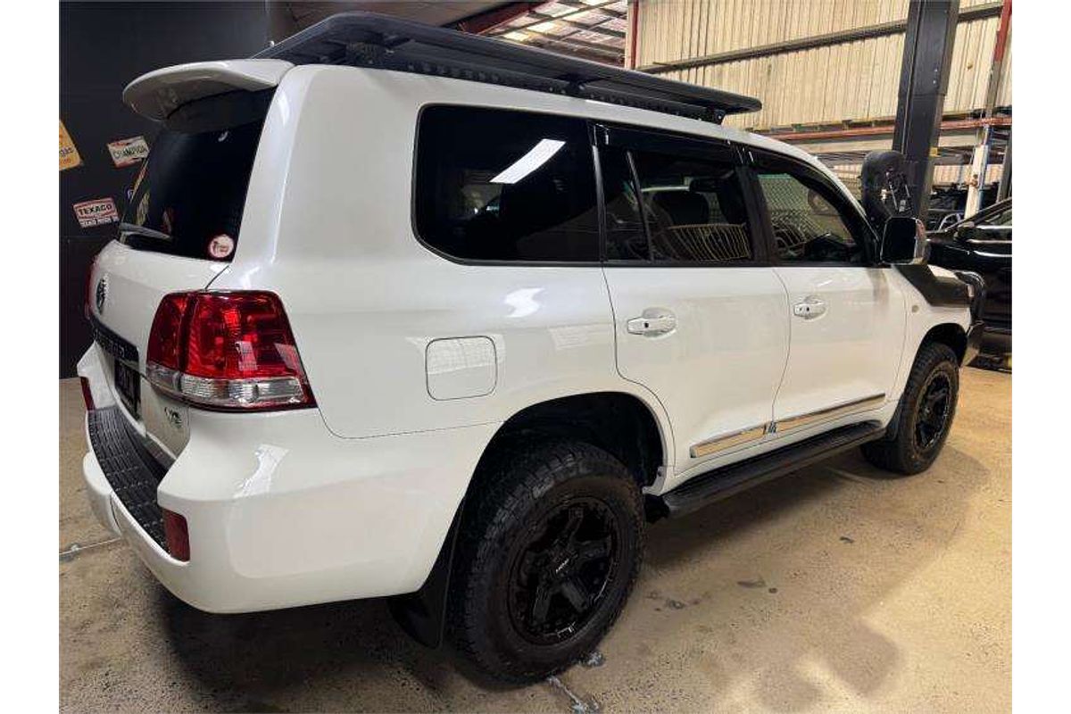 2010 Toyota Landcruiser Sahara VDJ200R