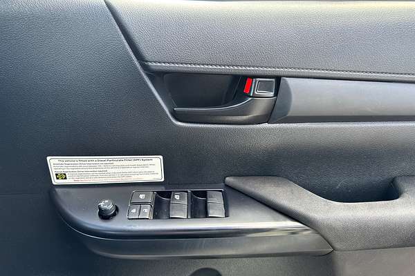 2020 Toyota Hilux SR GUN126R 4X4