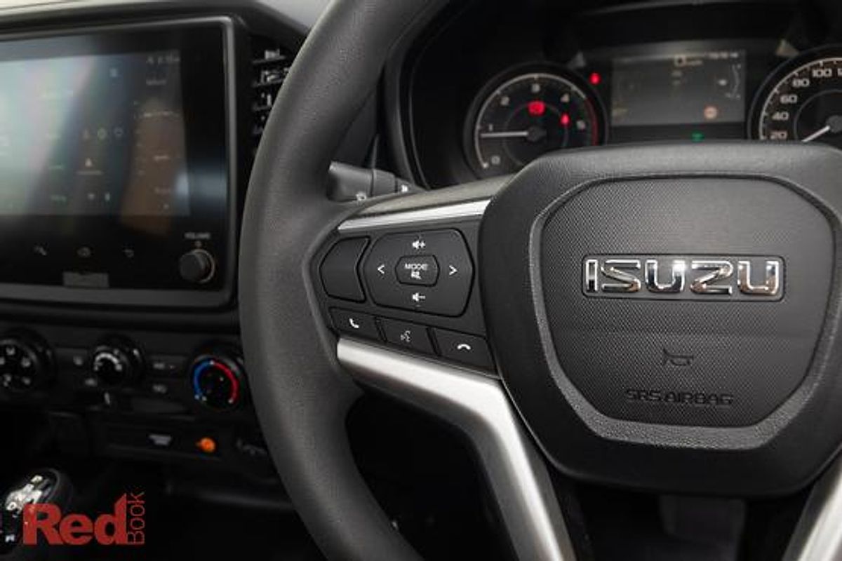 2025 Isuzu D-MAX SX 4X4