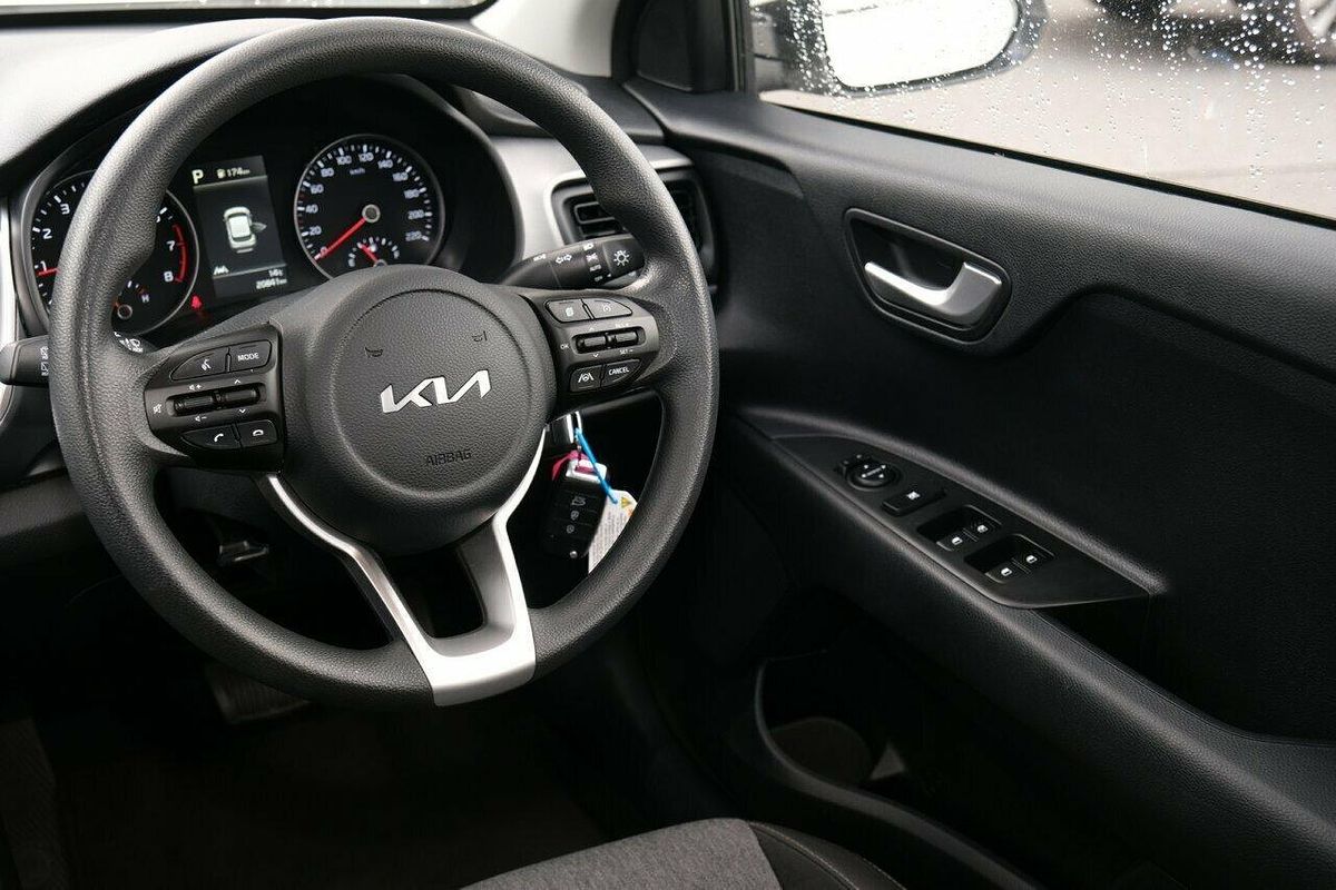 2023 Kia Stonic S YB