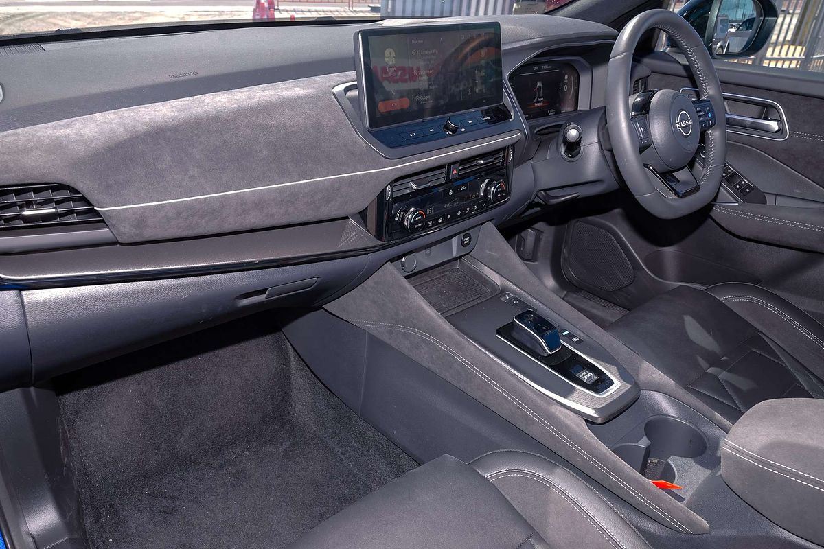 2025 Nissan QASHQAI N-DESIGN e-POWER J12