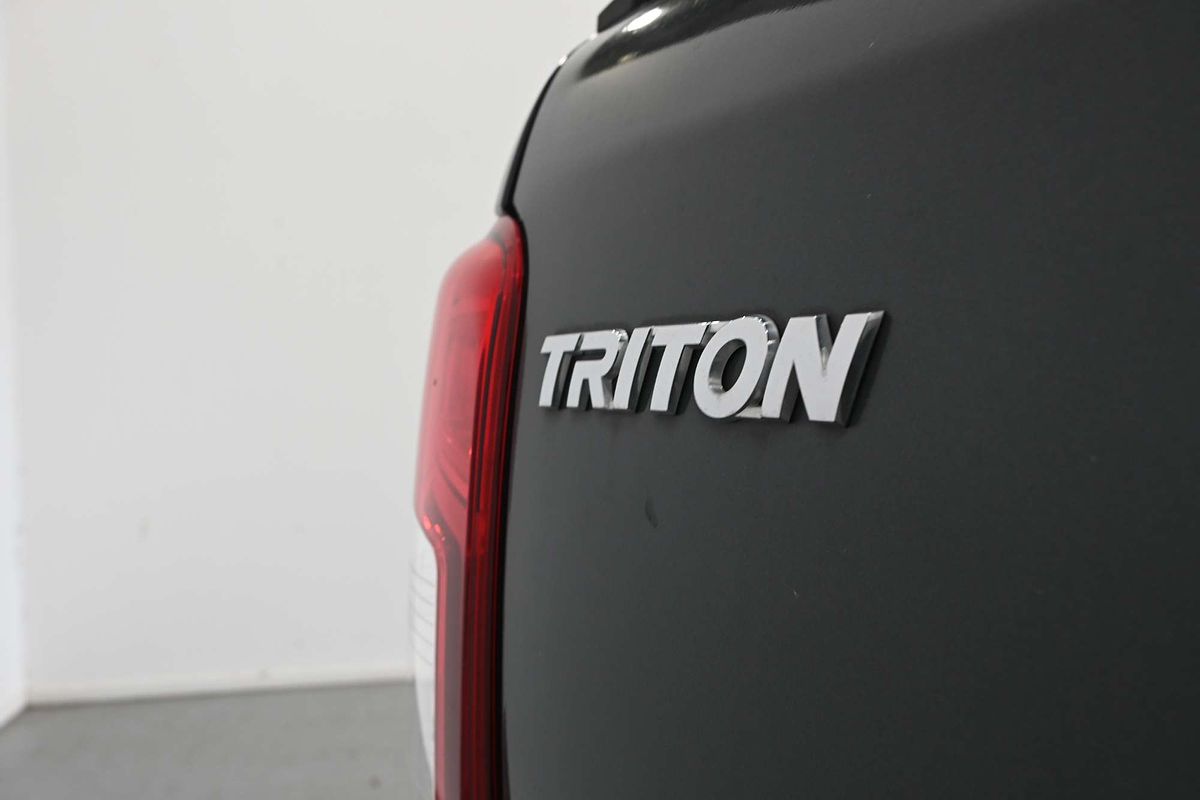 2020 Mitsubishi Triton GLS Premium MR 4X4