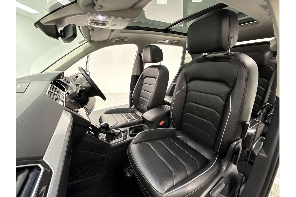 2017 Volkswagen Tiguan 110TDI Comfortline 5N