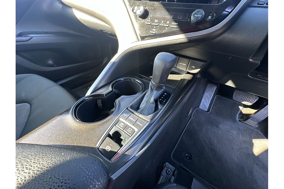 2021 Toyota Camry Ascent AXVH70R