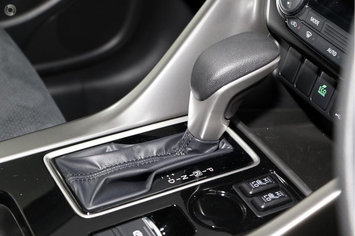 2024 Mitsubishi Eclipse Cross Black Edition YB