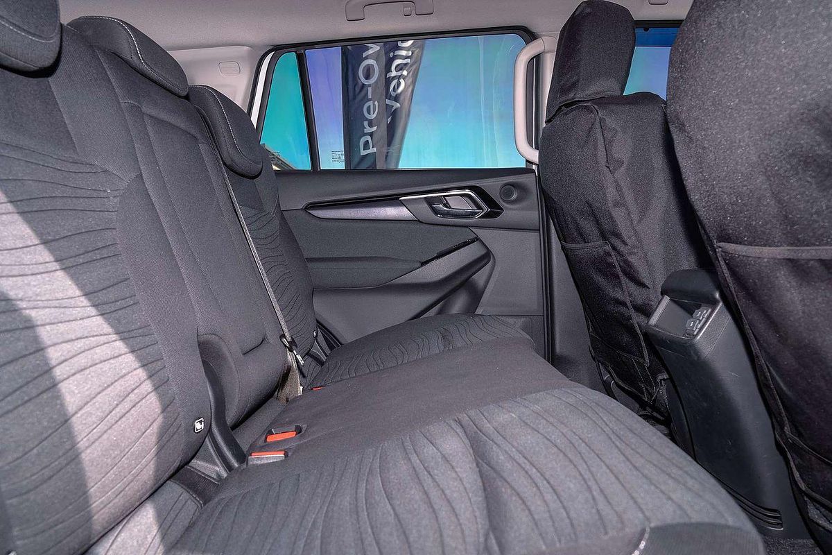 2023 Isuzu MU-X LS-U