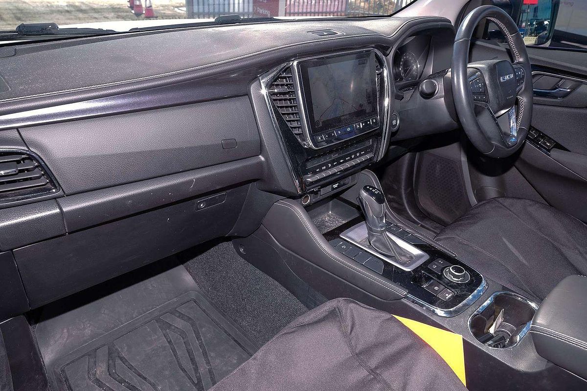 2023 Isuzu MU-X LS-U