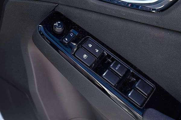 2023 Isuzu MU-X LS-U