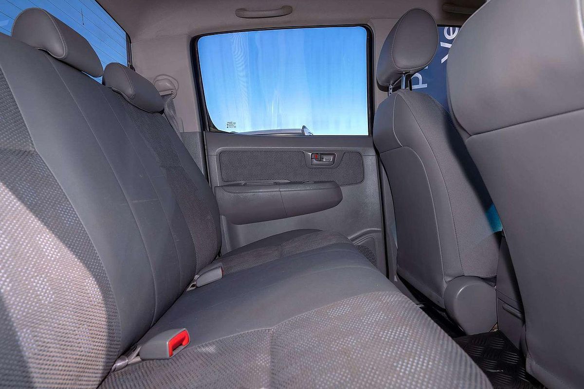 2011 Toyota Hilux SR KUN26R 4X4
