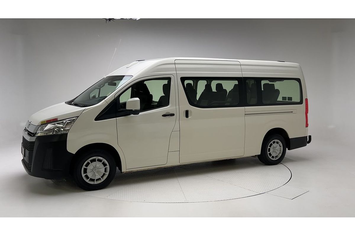 2022 Toyota Hiace Commuter GDH322R