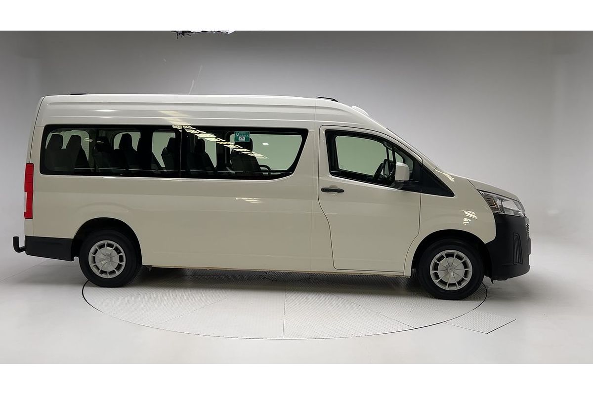 2022 Toyota Hiace Commuter GDH322R