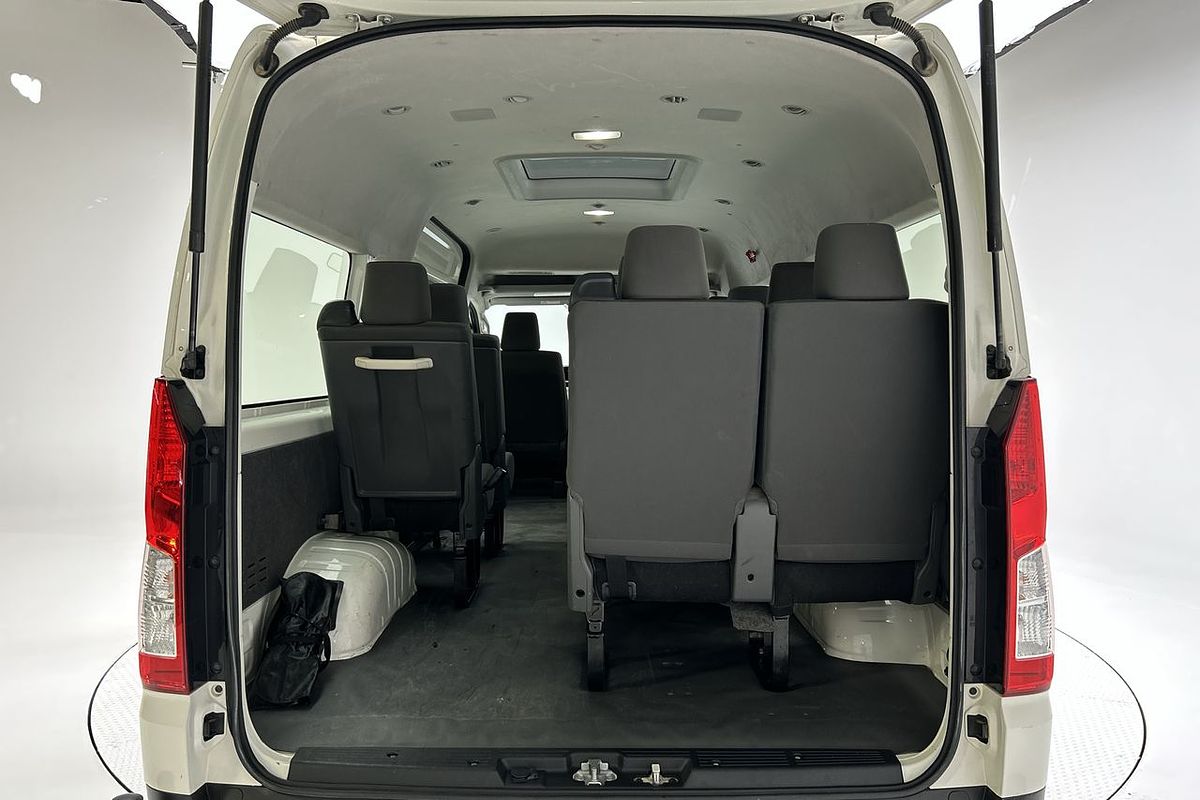2022 Toyota Hiace Commuter GDH322R