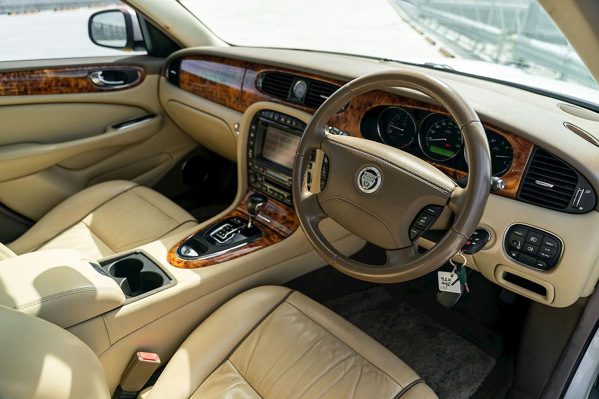 2008 Jaguar XJ6 X358