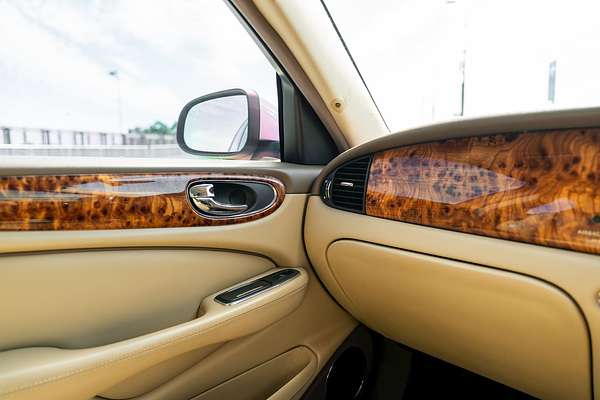 2008 Jaguar XJ6 X358