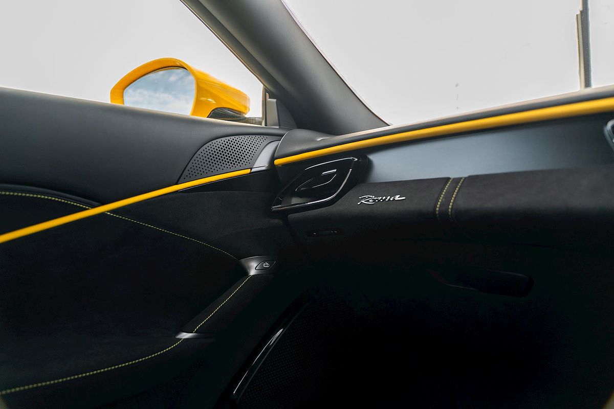 2021 Ferrari Roma F169