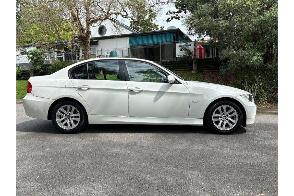 2006 BMW 3 Series 320d E90