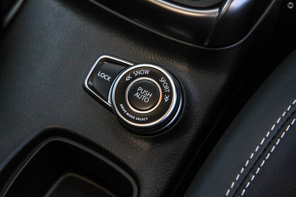 2023 Suzuki S-Cross ALLGRIP Prestige JYB