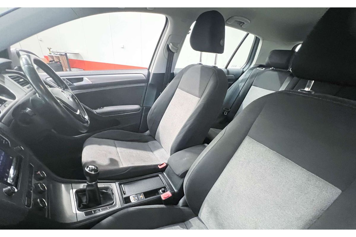 2015 Volkswagen Golf 90TSI 7