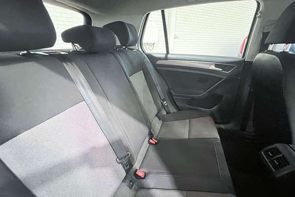 2015 Volkswagen Golf 90TSI 7