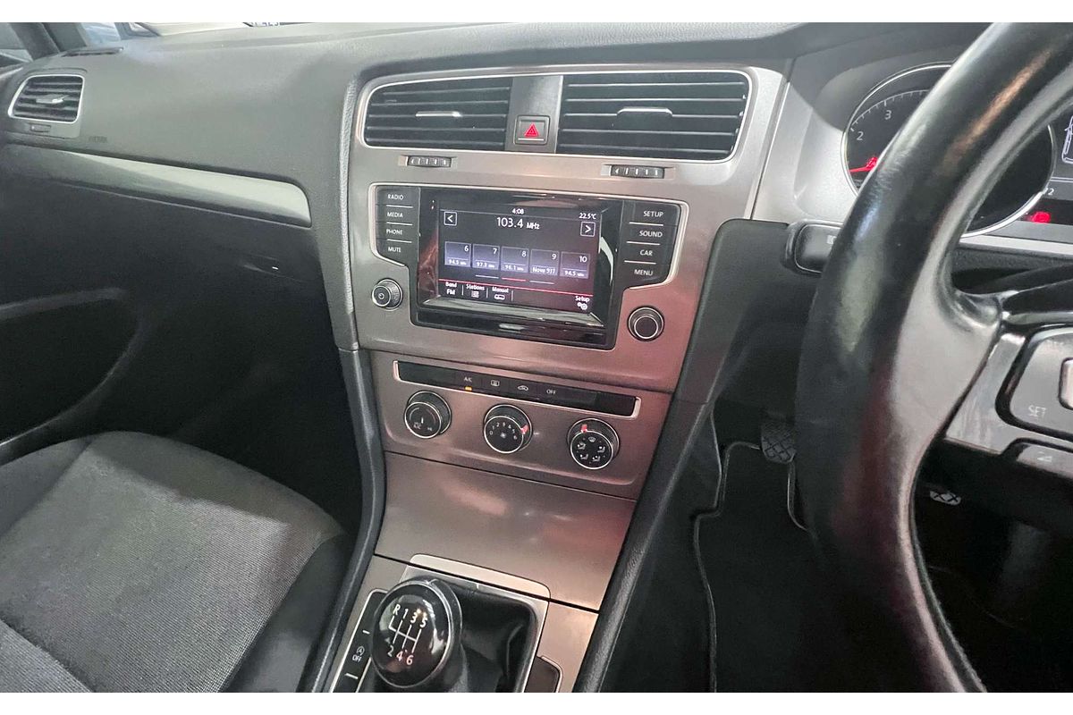 2015 Volkswagen Golf 90TSI 7